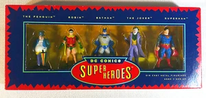 DC Comics Set di 5 personaggi pressofusi Super Heroes 2,25" nuovi/mai aperti - Foto 1 di 2