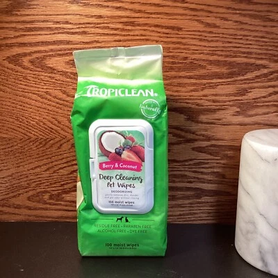 TropiClean, Berry And Coconut, Deodorizing, Deep Cleaning Pet Wipes, 100 Count - Image 1 of 4