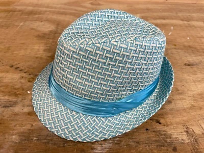 Sombrero Marca Magid, Elegante, Talla Única, Azul Blanco Foto 1 de 3