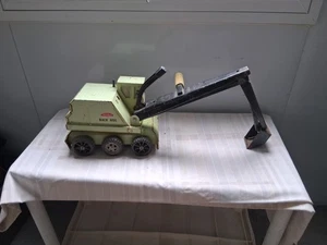 Vintage 1970s  Tonka #2730 Green 6 Wheel Functional Back Hoe - Picture 1 of 12