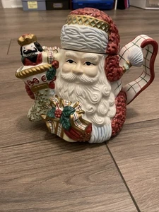 Tetera de cerámica Avon China Old World Santa.  Nunca usado sin caja.  Perfecto - Imagen 1 de 15