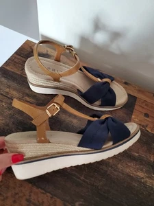 Sandalen von Esprit Gr 38 - Bild 1 von 6