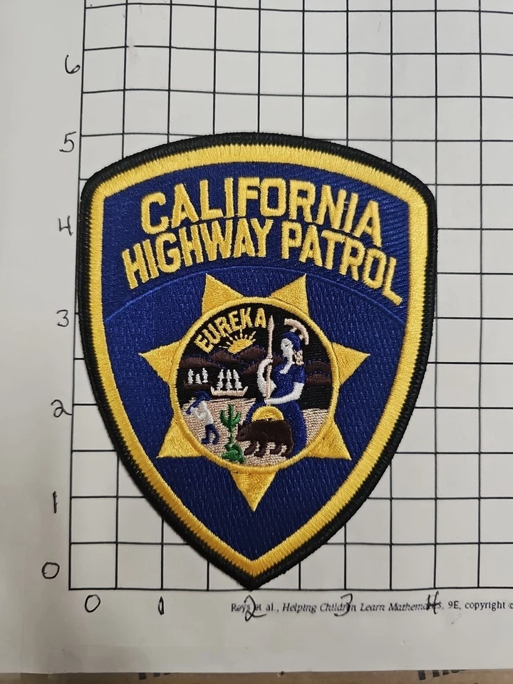 Parche de la Patrulla de Carreteras de California #352-b  Foto 1 de 1