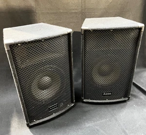 Alesis PA Speakers Pair Carpeted 4 Ohm 240w Peak Audio Sound Gear Disco Band - Picture 1 of 18