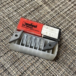 V/R Wesson Fansteel VNMG-332 E 51-9812-36 Grade:VR-73 (Qty 7)(Loc:1-B2) **USA** - Picture 1 of 1