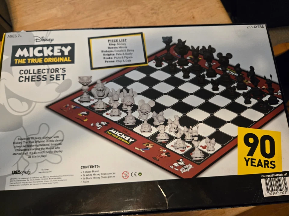 Disney Mickey The True Original Collector's Chess Set 90 Years USAopoly 7e2pzo1