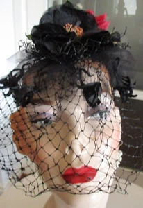 VINTAGE 1940s FLORAL NETTING HAT - Picture 1 of 12