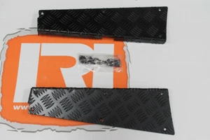 3mm black pair chequer plate rear quarter panels Fits Land Rover Defender 110 - Picture 1 of 4
