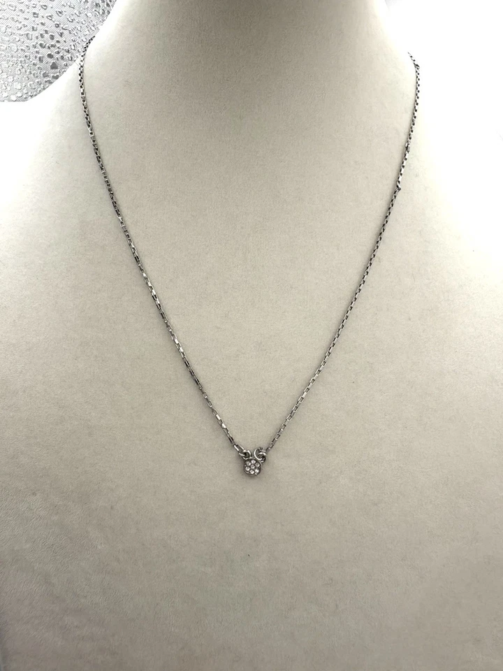 Colar pingente pavê delicado Mickey Mouse tom prata  - Imagem 1 de 1