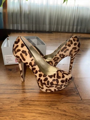 Jessica Simpson Waleo2 Tacones Plataforma Estampado Leopardo Talla 8 Textura Piel Foto 1 de 4
