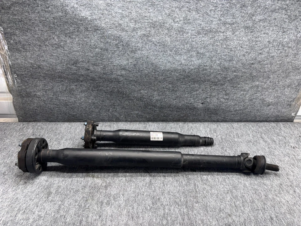 MERCEDES W222 S63 S550 4MATIC SEDAN REAR AXLE DRIVESHAFT PROPELLER OEM - Изображение 1 из 4