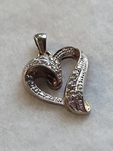Ciondolo in argento sterling 925 vero diamante taglio tondo cuore ritorto 1" - Foto 1 di 11