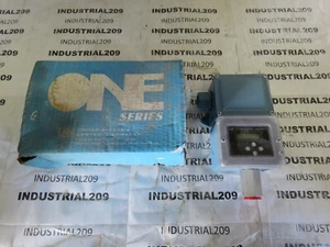 UNITED ELECTRIC D1C1FN OPTION M321 NEW IN BOX - Picture 1 of 9