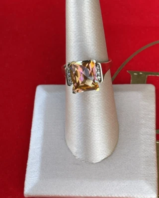 Anillo de topacio místico vintage Estate Foto 1 de 3