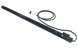 APC – PDU vertical 24 prises – AP7553 - Photo 1/2