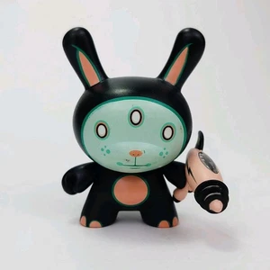 Kidrobot: Tara McPherson Alien Ion Dunny 3" Vinyl Art Figure 1/96 CHASE Series 4 - Picture 1 of 8