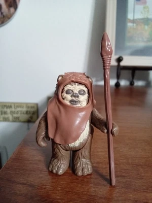 Boneco Vintage Star Wars 1984 Wicket the Ewok Completo TAIWAN MUITO BOM *LEIA* - Imagem 1 de 4