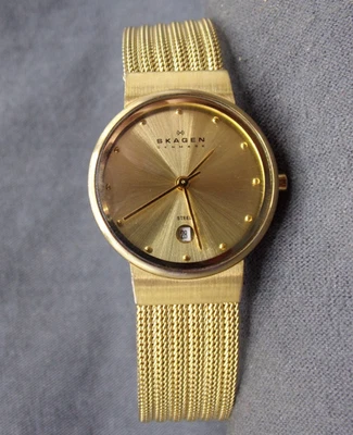 Women's SKAGEN Gold Water-Resistant Watch w/ New Battery - Works Great! -d64 Foto 1 de 4