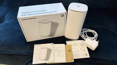 Vodafone WLAN Router GigaCube 5G MC888 Ultra Mobile 5G/LTE Router Wifi6 Rechnung - Bild 1 von 3