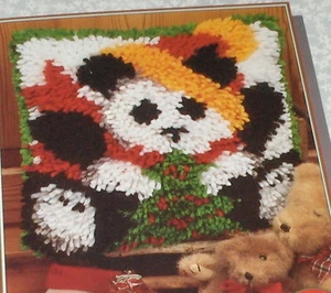 Caron "Christmas Bear" Latch Hook Kit NIP 12x12" - Picture 1 of 1