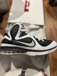 Nike Lebron 9 “Freegum” Sz 9 - Picture 1 of 7