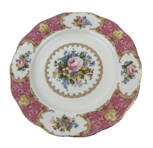 Vintage Royal Albert Bone China Lady Carlyle Floral Plate 8 1/8” READ FLAW - Picture 1 of 11