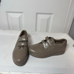 SAS Womens Me Too Mocha Tan Brown Size 5.5 Shoes Made In USA NEW Leather Slip On - Picture 1 of 11