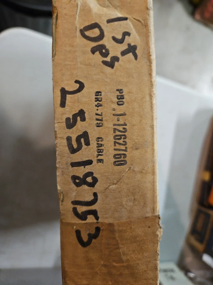 Cable de freno delantero NOS GM 1262760 para 80 Chevy/Pontiac/Buick 25518753 1153/8" Foto 1 de 4