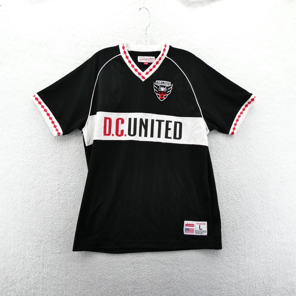 DC United FC Shirt Mens Large Black V-Neck Mitchell & Ness Soccer Club Knit New - Image 1 of 4