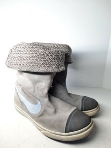 Las mejores ofertas en Nike cuña baja (1-1.9 pulgadas) altura del tacón  botas para mujeres | eBay