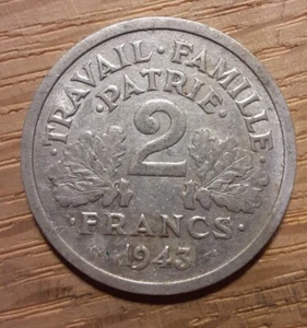 1943 Coin 2 Francs Europe German Occupied France WWII Silver Tone Collectable - Picture 1 of 2