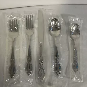 ONEIDA PLANTATION Set 5 Pezzi COMUNITÀ Posate Inox Ritirate NUOVE - Foto 1 di 8