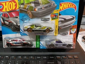 Zamac Mustangs Assorted Lot Of 3. '92 Ford Mustang & Ford Mustang Mach E1400 & - Picture 1 of 4