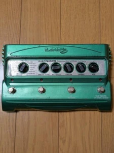 LINE6 DL4 Delay Modeler Effects Pedal As-Is For Parts From Japan Free Shipping - Picture 1 of 9