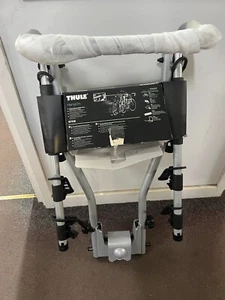 Barra de remolque para 4 bicicletas Thule HangOn - Nueva con leves marcas - Imagen 1 de 4