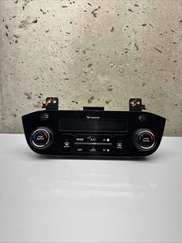 Kia Sportage 2010-2013 aire acondicionado calefacción climatización unidad de control de temperatura Foto 1 de 4