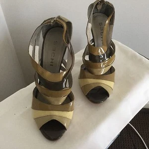 Woman's Heels. Patent Leather. Sachi Size 8.5 - Picture 1 of 4