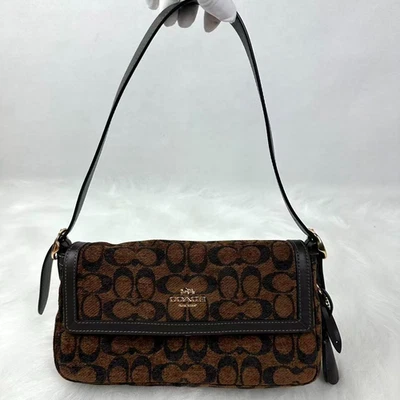 Bolso de Hombro Coach Etta Pequeño con Solapa Firma Chenille CCV65 2025 Nuevo Lanzamiento Nuevo con Etiquetas Foto 1 de 4