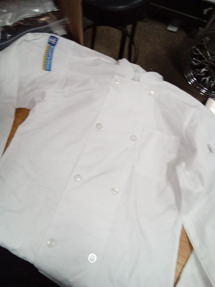 Uncommon Threads Royal Caribbean Chef Coat Sz M 556 - Image 1 of 4