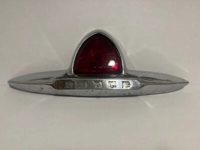 1948 Dodge D25 Special Deluxe задний тормозной фонарь Mopar - Изображение 1 из 2