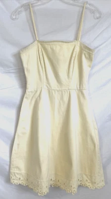 Vestido My Michelle Correa de Espagueti Línea A Talla 5 Amarillo Encaje Ribete Mujer CB2U Foto 1 de 4