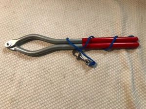 Aluminum 13" Humane Horse Twitch w/rubber grip handles for horse training - Picture 1 of 3