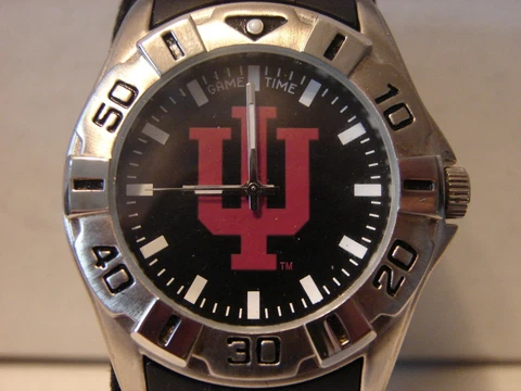 INDIANA HOOSIERS QUARTZ WATCH---NCAA--BRAND NEW in BOX****GAME TIME WRISTWATCH Cover