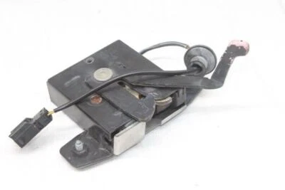 Porsche BoxsterS 986 2001 convertible #224 capó delantero inferior bloqueo abridor de pestillo Foto 1 de 4