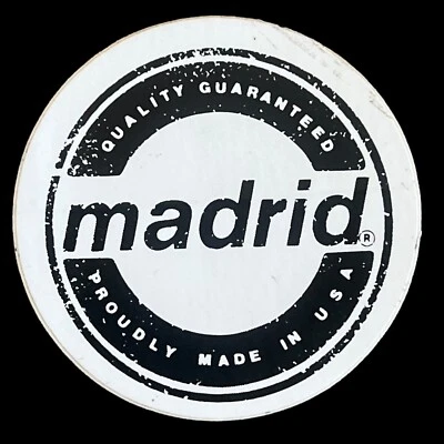 Pegatina Madrid Orgullosamente Fabricada en Estados Unidos Calidad Garantizada Años 80�� Foto 1 de 2