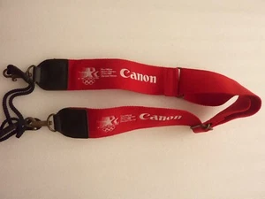 Bracelet pour appareil photo Canon rouge 36" x 2" Jeux olympiques de Los Angeles 1984 NEUF dans son emballage d'origine - Photo 1 sur 9