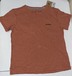 Patagonia Women's P-6 Logo Responsibili-Tee Quartz Coral T-Shirt Small - Picture 1 of 8