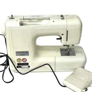 Janome New Home My Excel 4123 Sewing Machine with Case and Foot Control Unit - Picture 1 of 11