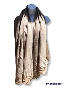 Bufanda beige rectangular para mujer - Imagen 1 de 3