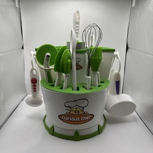 Curious Chef Spinning Bucket With 29 Pieces Silicone Cooking Utensils Green - Picture 1 of 9